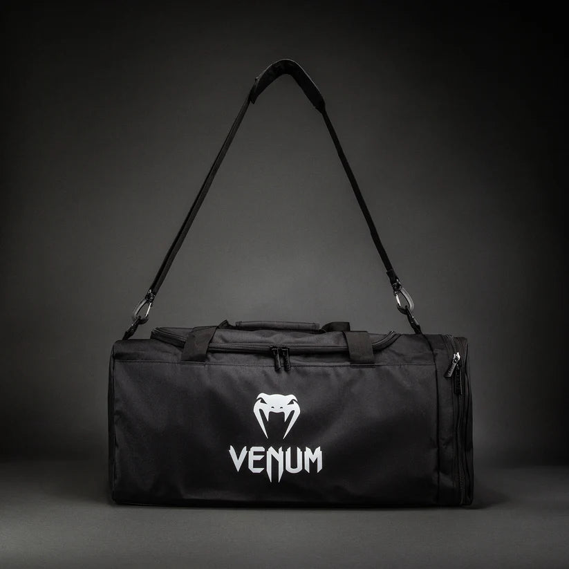 Maletin deportiva Venum Essential (37L) - Negra