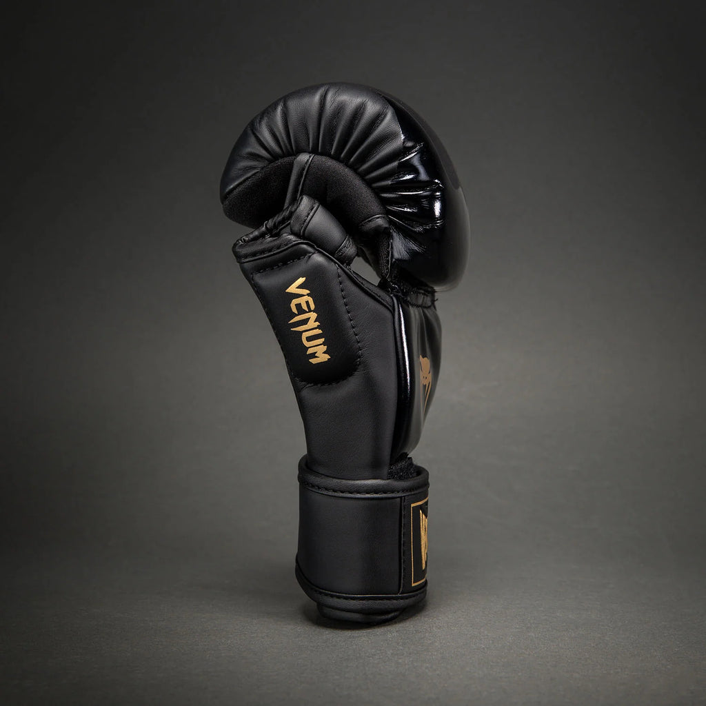 Guantes de Sparring Venum Attack 2.0 - Negro/Oro