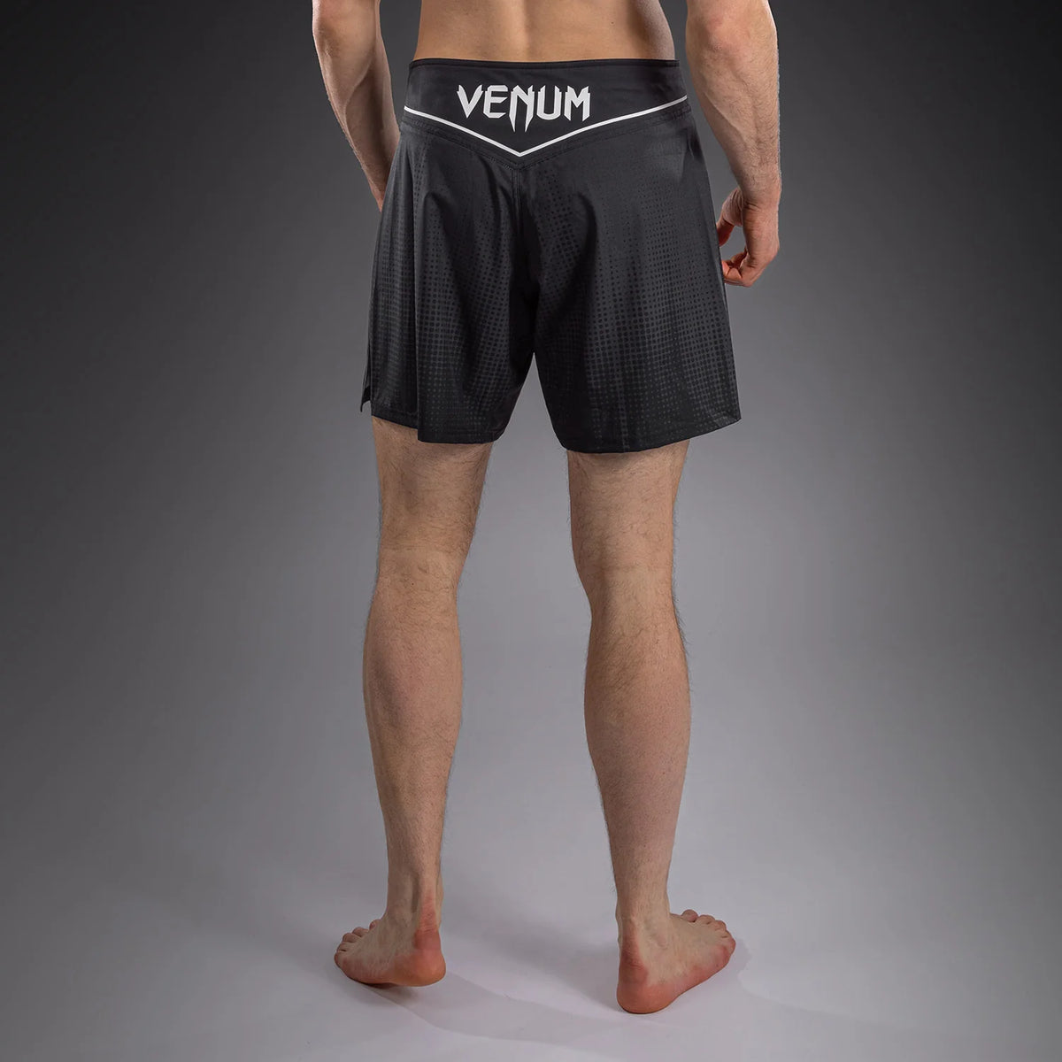 Shorts de Combate Venum   Stealth - Negro/Blanco