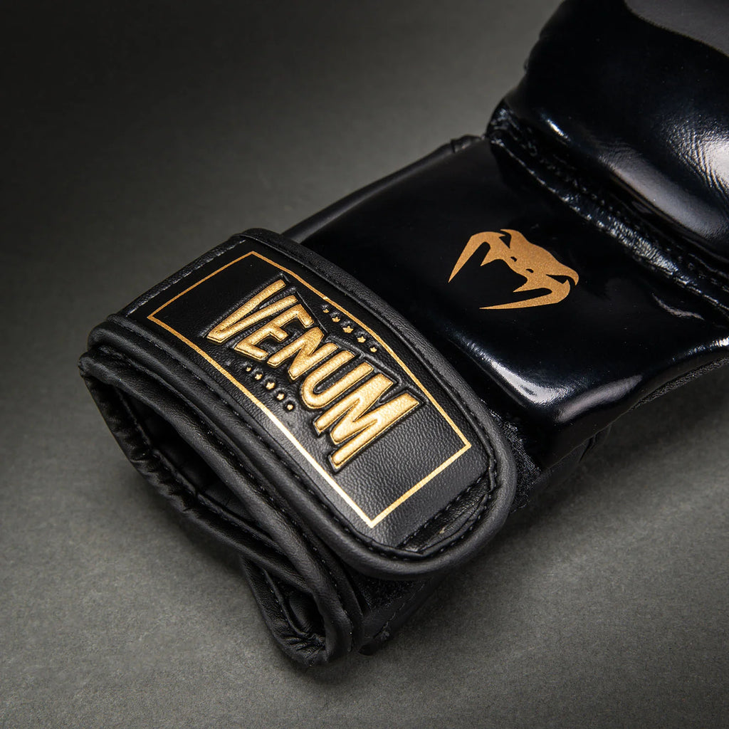 Guantes de Sparring Venum Attack 2.0 - Negro/Oro