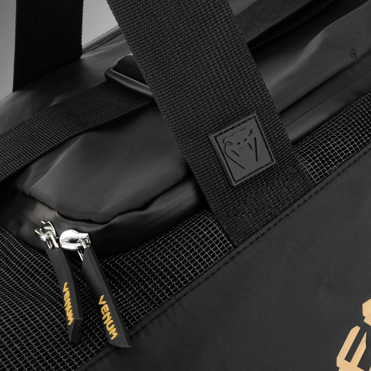 Maletin deportivas Venum Trainer Lite Evo (48L) - Negro/Dorado