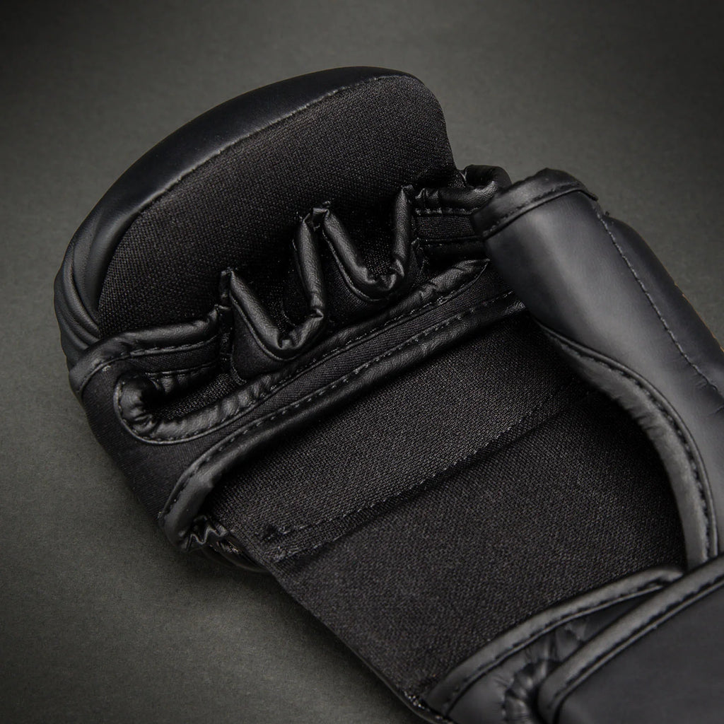 Guantes de Sparring Venum Attack 2.0 - Negro/Oro