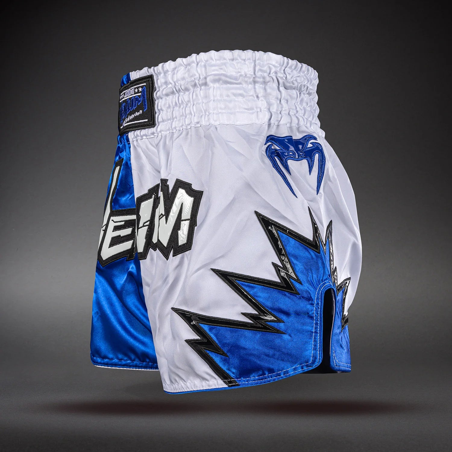 Shorts de Muay Thai Venum Inferno 2.0 - Blanco/Azul