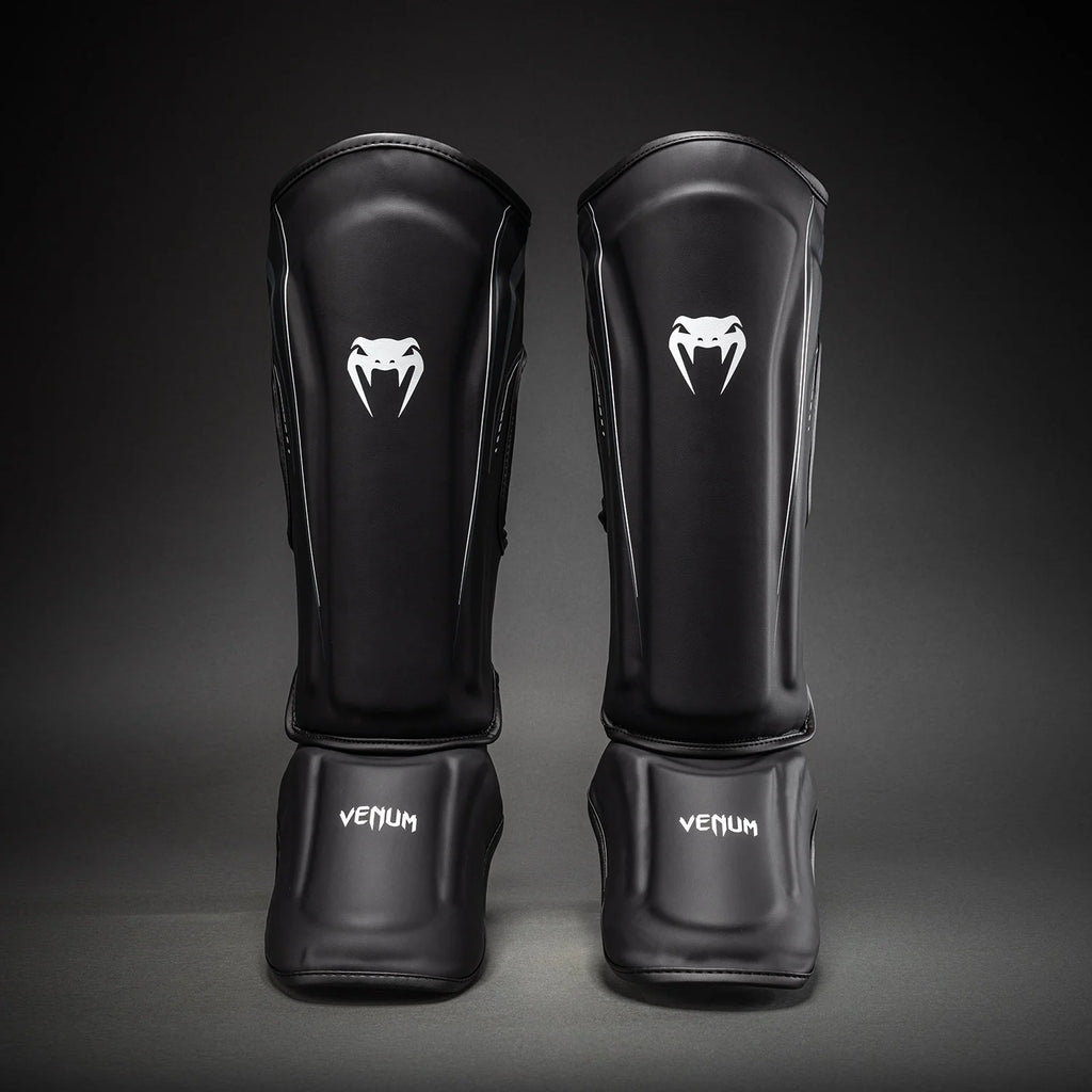 Espinilleras Venum Streamline - Negro/Blanco