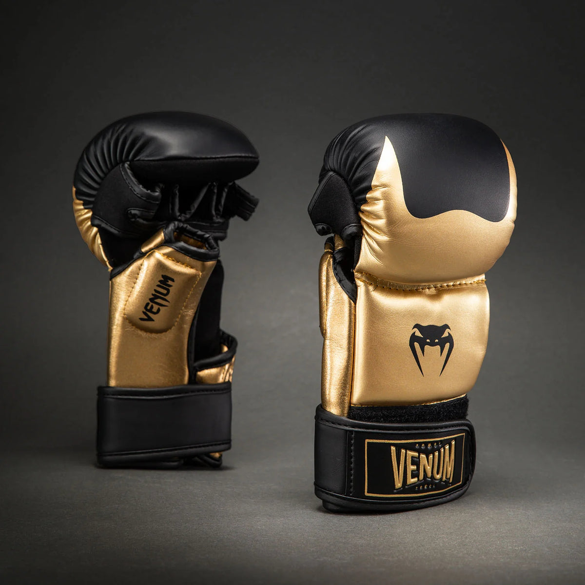 Guantes de Sparring Venum Attack 2.0 -  Dorado/Negro
